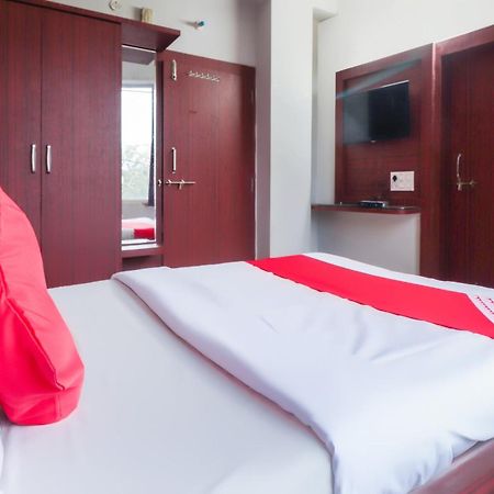 Oyo 69402 Yogeshwar Dhaam Hotel Vrindāvan Zewnętrze zdjęcie