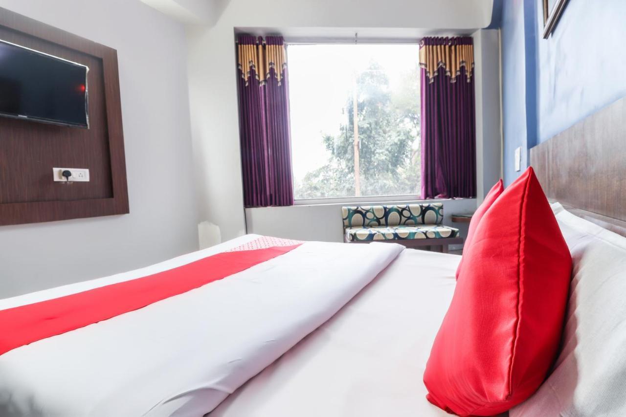 Oyo 69402 Yogeshwar Dhaam Hotel Vrindāvan Zewnętrze zdjęcie
