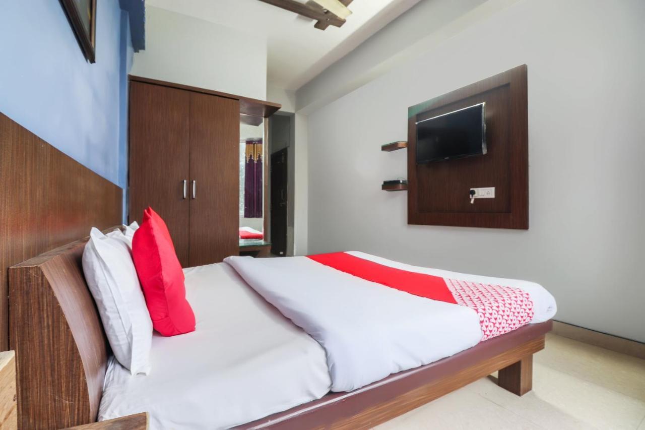 Oyo 69402 Yogeshwar Dhaam Hotel Vrindāvan Zewnętrze zdjęcie