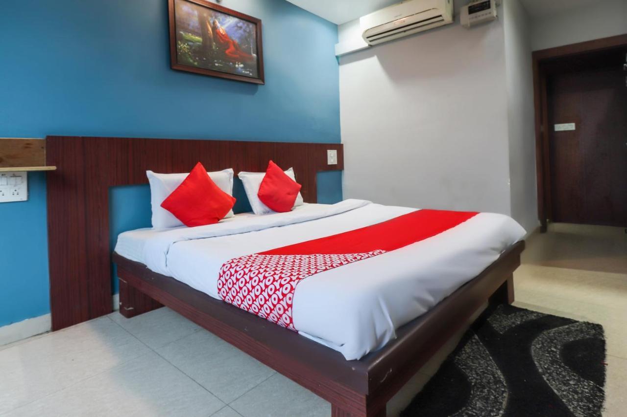 Oyo 69402 Yogeshwar Dhaam Hotel Vrindāvan Zewnętrze zdjęcie