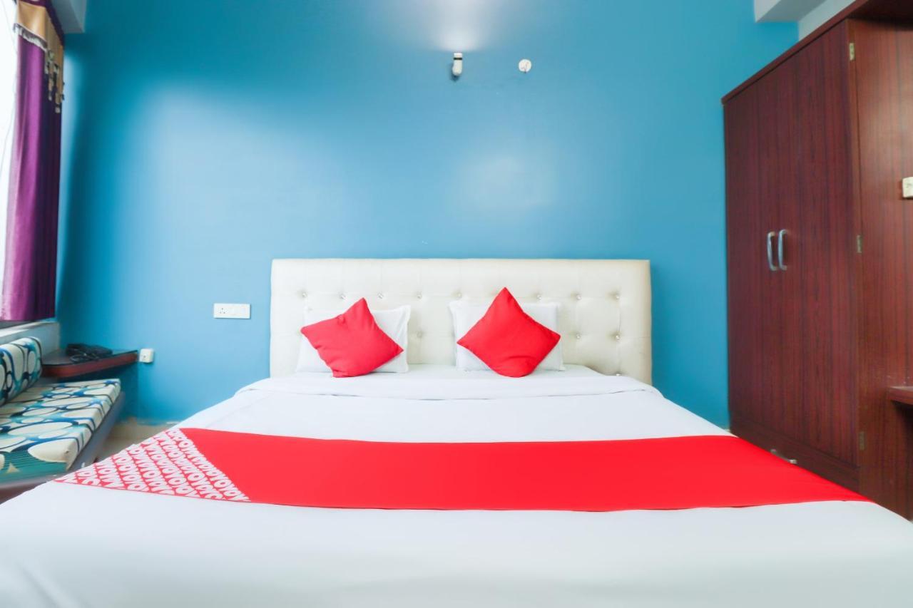Oyo 69402 Yogeshwar Dhaam Hotel Vrindāvan Zewnętrze zdjęcie